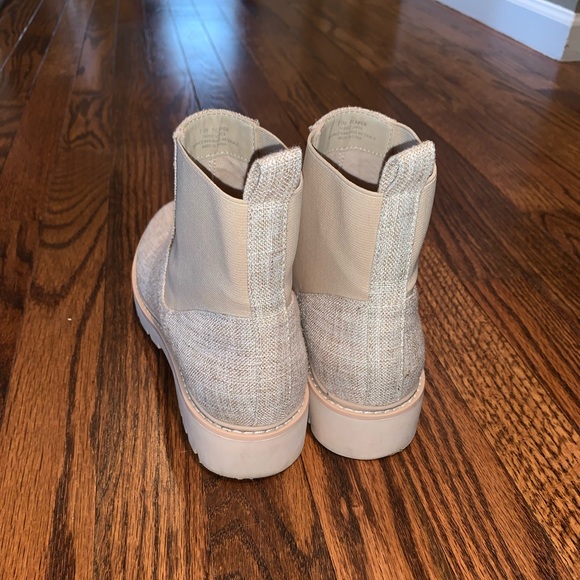 Dolce Vita Pepper Chelsea Boots in Blush Pink/Tan (Size 7.5) - Picture 5 of 7